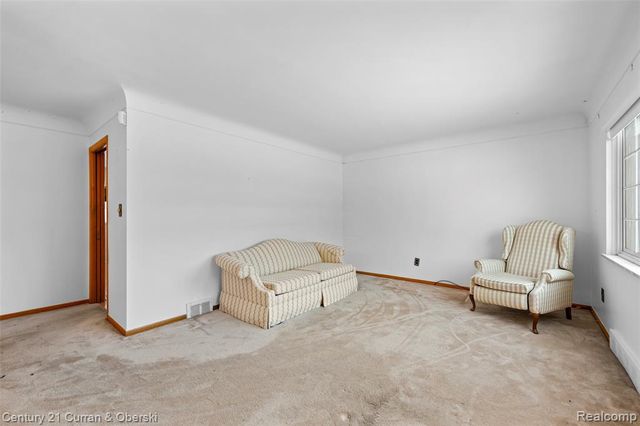 25968 Keith Street, Dearborn Heights, MI 48127