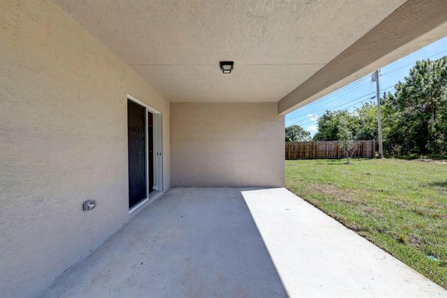 1817 SW Altman Avenue, Port St. Lucie, FL 34953