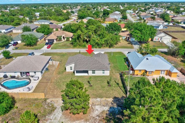 1817 SW Altman Avenue, Port St. Lucie, FL 34953