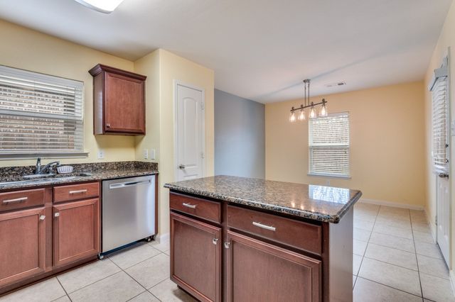 120 Mt Vernon Lane, Venus, TX 76084