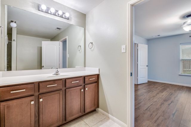 120 Mt Vernon Lane, Venus, TX 76084