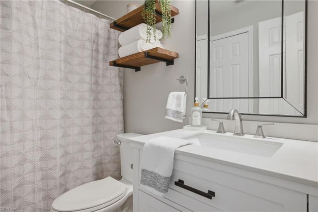 1395 Destination LN, Virginia Beach, VA 23454