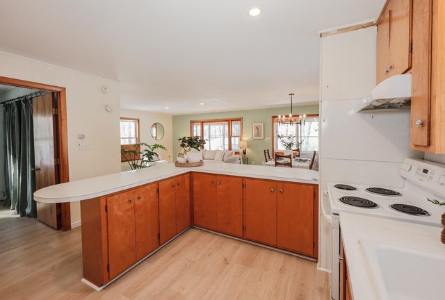 52 Lily Pond Road, Somersworth, NH 03878