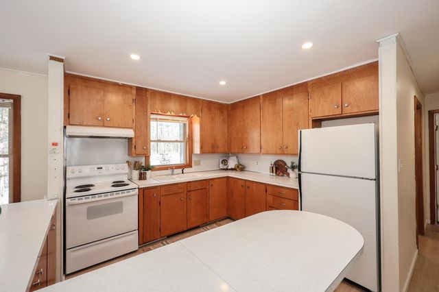 52 Lily Pond Road, Somersworth, NH 03878