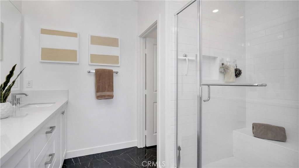 Image 23 of property listing at 1669 W Lincoln Avenue 102, Anaheim, CA 92801