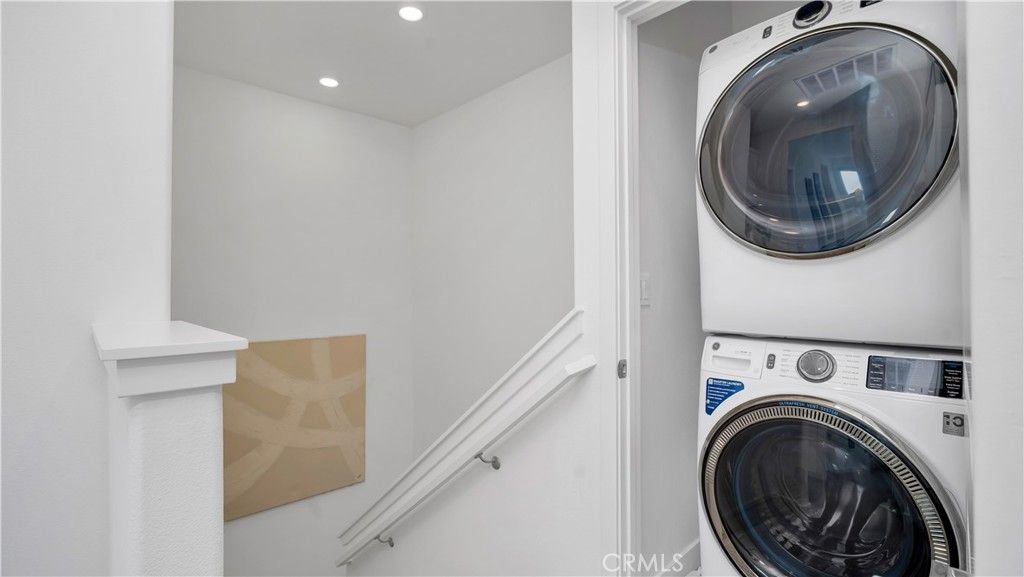 Image 28 of property listing at 1669 W Lincoln Avenue 102, Anaheim, CA 92801