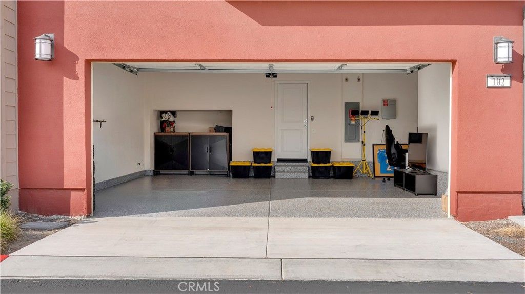 Image 31 of property listing at 1669 W Lincoln Avenue 102, Anaheim, CA 92801