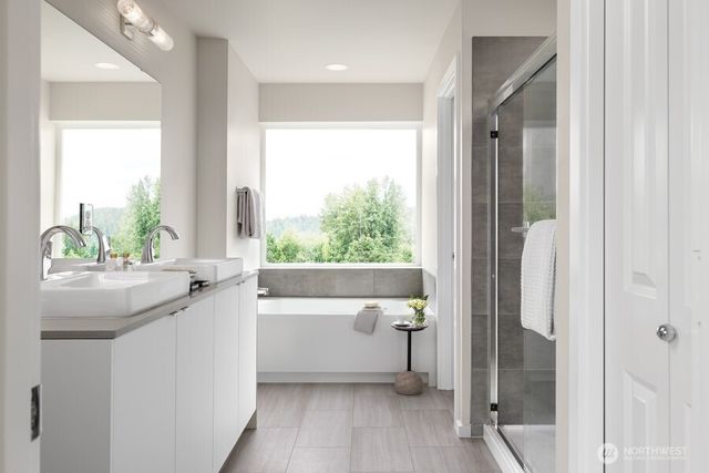 8808 44th Place NE, Marysville, WA 98270