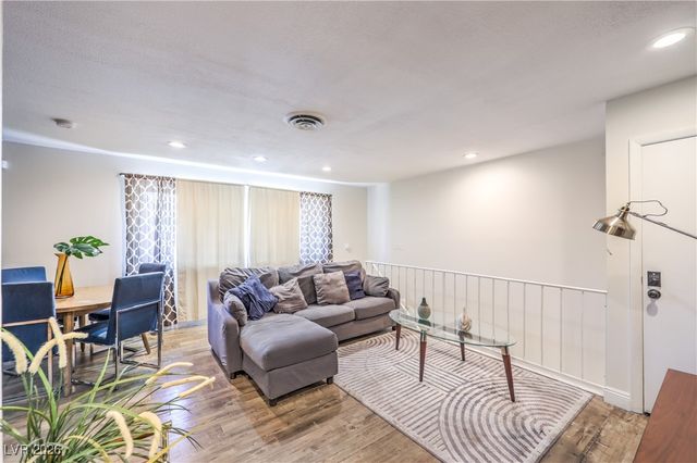 1553 Dorothy Avenue 4, Las Vegas, NV 89119