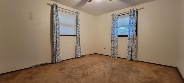 517 MENLO PARK ROAD, Green Bay, WI 54302