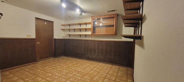 517 MENLO PARK ROAD, Green Bay, WI 54302