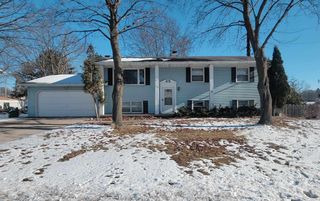 517 MENLO PARK ROAD, Green Bay, WI 54302
