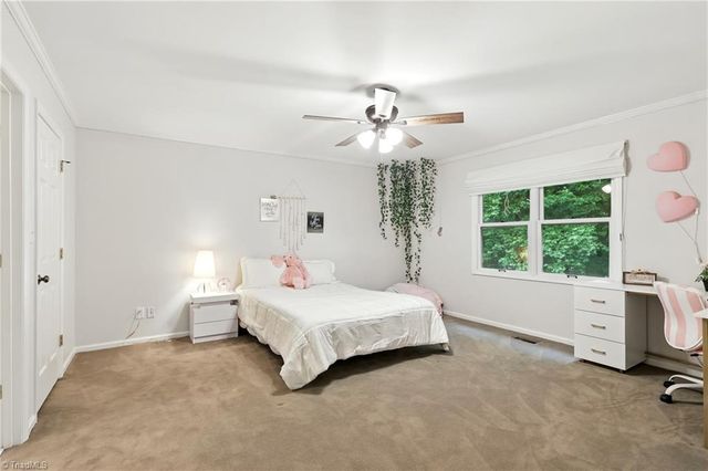 633 Huntington Drive, High Point, NC 27262