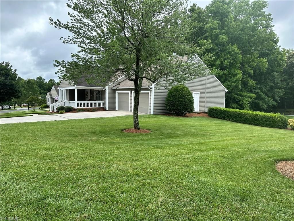 633 Huntington Drive, High Point, NC 27262
