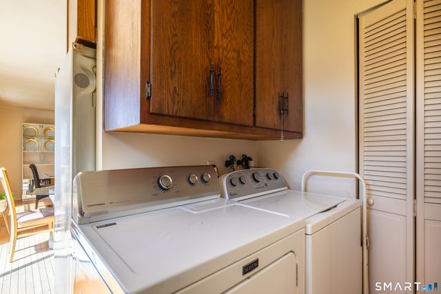 105 Bear Paw Road, Bridgeport, CT 06606