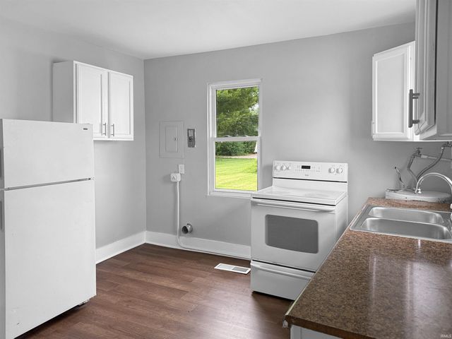3022 N Fulton Avenue, Evansville, IN 47710
