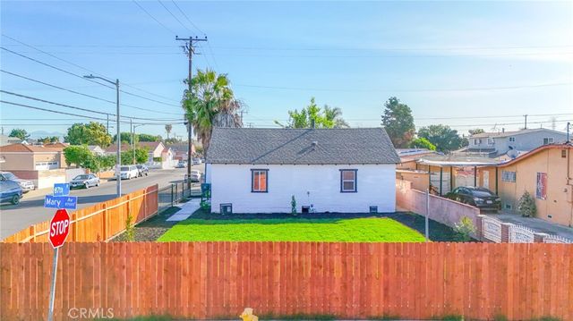 1404 E 87th Place, Los Angeles, CA 90002