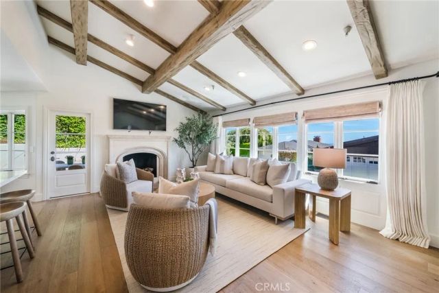 13 N Stonington Road, Laguna Beach, CA 92651