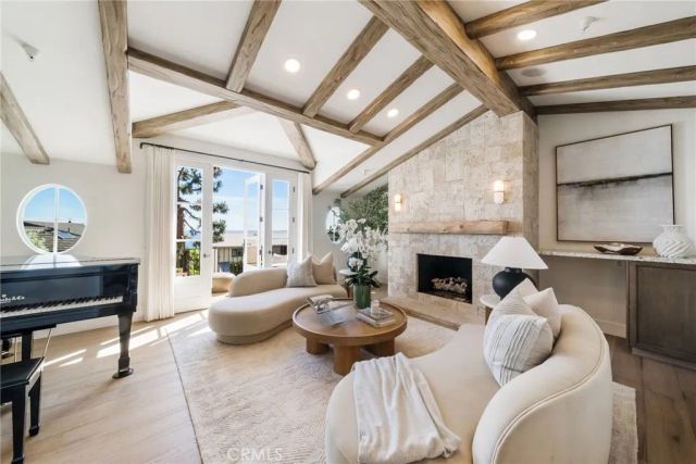 13 N Stonington Road, Laguna Beach, CA 92651