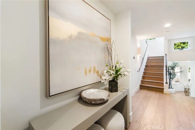 13 N Stonington Road, Laguna Beach, CA 92651