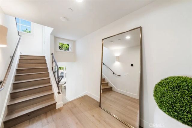 13 N Stonington Road, Laguna Beach, CA 92651