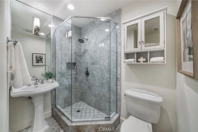 13 N Stonington Road, Laguna Beach, CA 92651