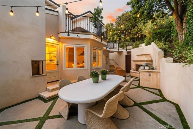 13 N Stonington Road, Laguna Beach, CA 92651