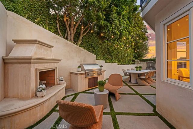 13 N Stonington Road, Laguna Beach, CA 92651