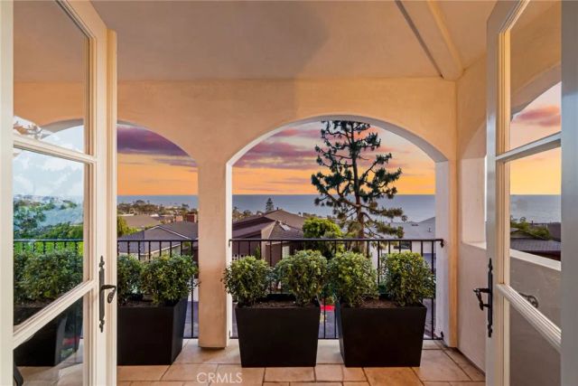 13 N Stonington Road, Laguna Beach, CA 92651