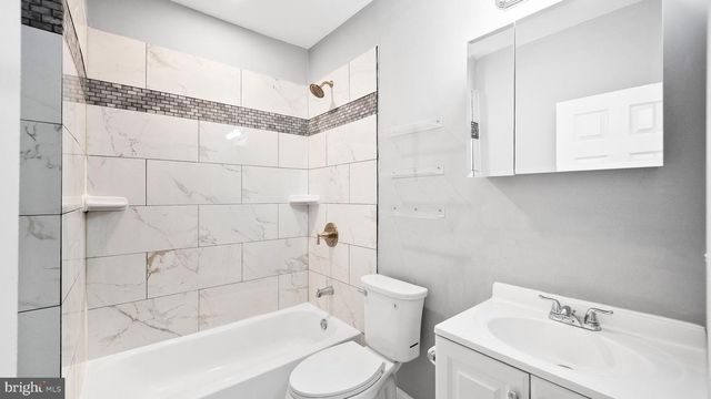 2880 PELHAM AVE, Baltimore, MD 21213