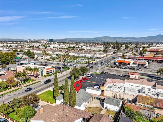 856 E Mcfadden Avenue, Santa Ana, CA 92707