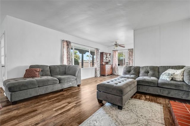 856 E Mcfadden Avenue, Santa Ana, CA 92707