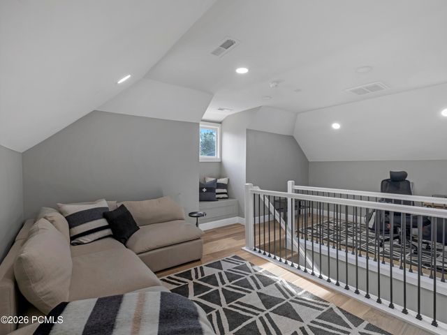 1046 Lincoln Street, Salt Lake City, UT 84105