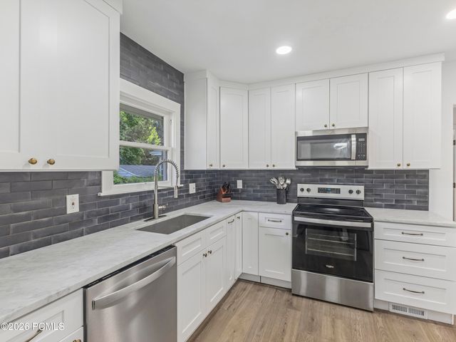 1046 Lincoln Street, Salt Lake City, UT 84105