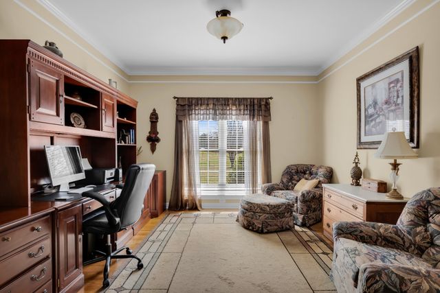 5144 Drake Rd, Cedar Hill, TN 37032