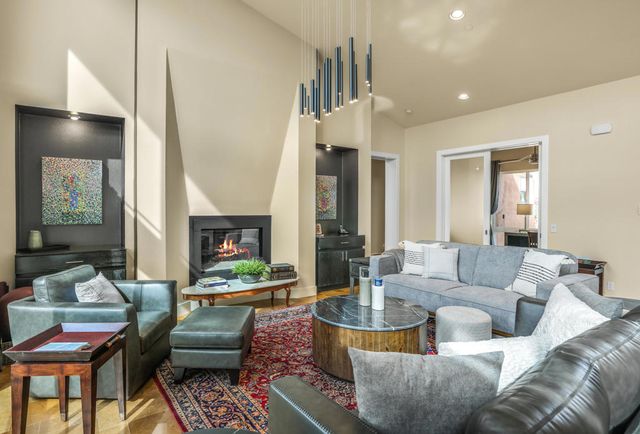 3150 Cody Court, Palm Springs, CA 92264