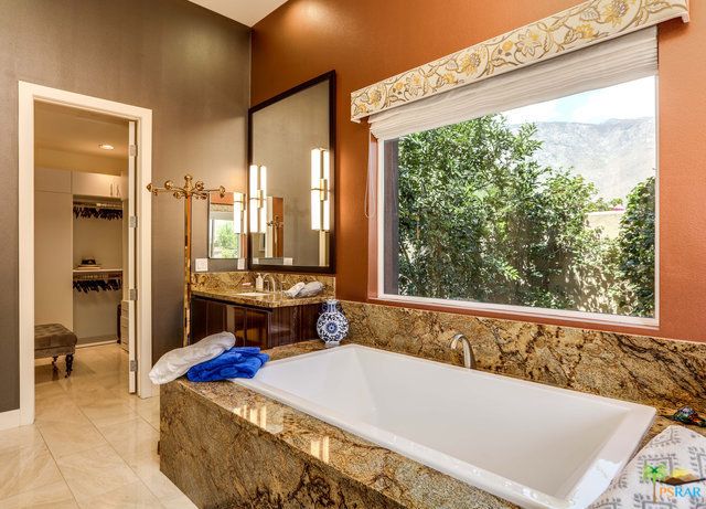 3150 Cody Court, Palm Springs, CA 92264