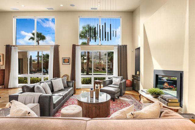 3150 Cody Court, Palm Springs, CA 92264