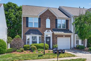 142 Autumn Falls Drive 18, Clover, SC 29710