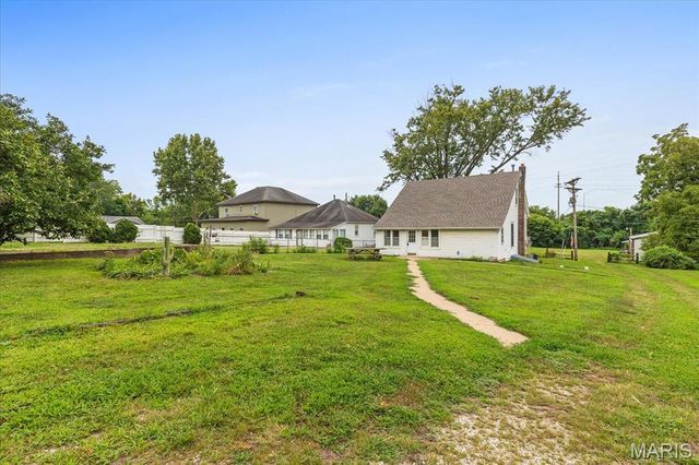 2130 Gilmore Lane, Wentzville, MO 63385
