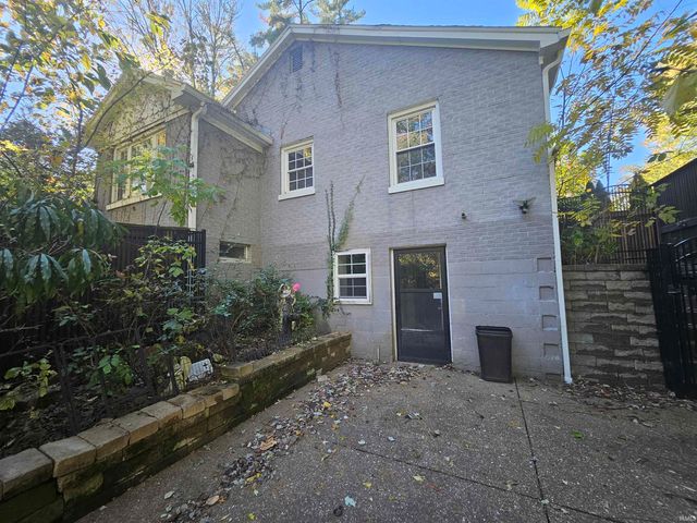 315 W Evergreen Road, Evansville, IN 47710