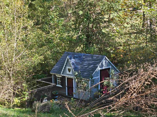 315 W Evergreen Road, Evansville, IN 47710