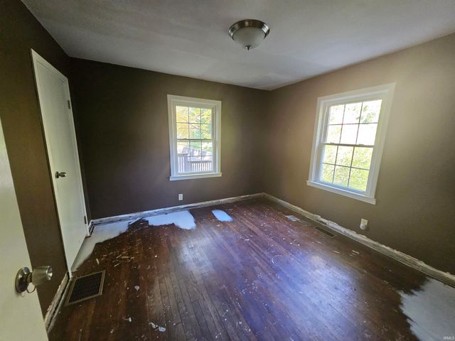 315 W Evergreen Road, Evansville, IN 47710