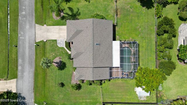 942 Peachland Avenue NE, Palm Bay, FL 32907