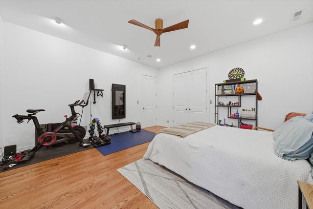 925 N Larrabee Street 2N, Chicago, IL 60610