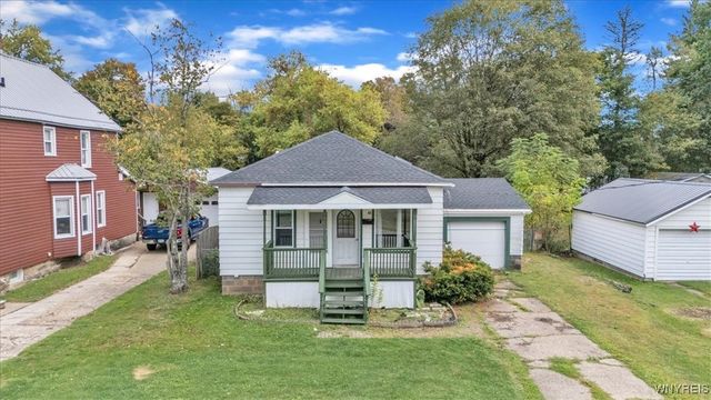 48 Cleveland Avenue, Salamanca, NY 14779