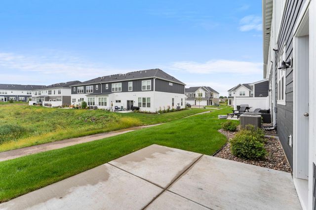 17975 Genoa Drive, Lakeville, MN 55024