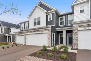 17975 Genoa Drive, Lakeville, MN 55024