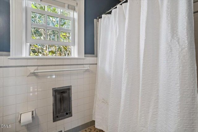 3325 North Walnut Street, Farmville, NC 27828