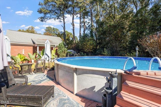 3325 North Walnut Street, Farmville, NC 27828